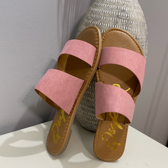 Qupid Pink Vegan Suede Sandal - Picture 3 of 9